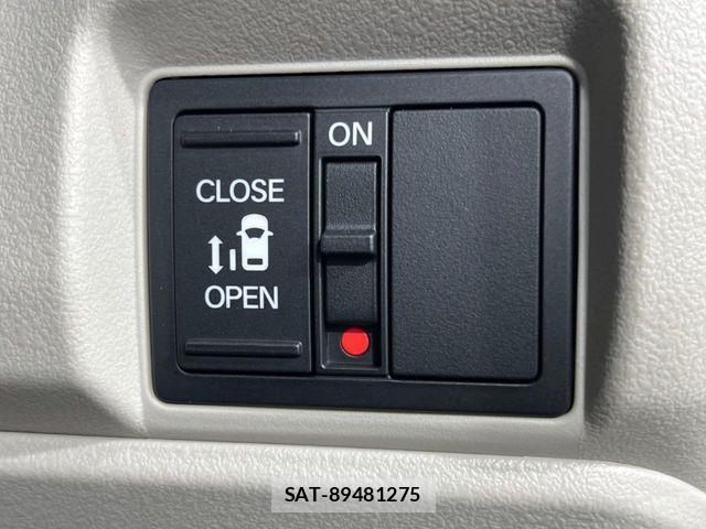 Honda N BOX 2026-05 8744428-2