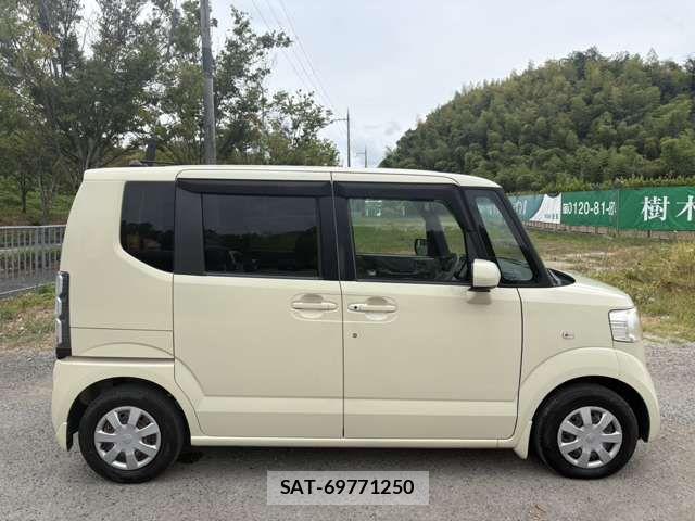 Honda N BOX 2012-04 8744537-3