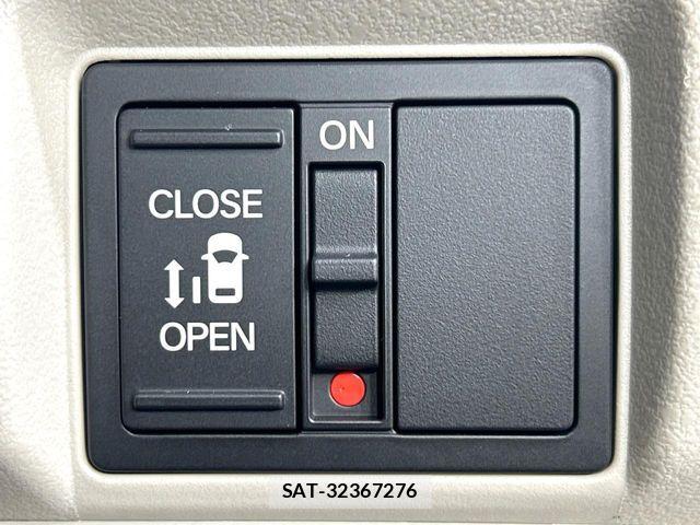 Honda N BOX 2026-07 8744433-2