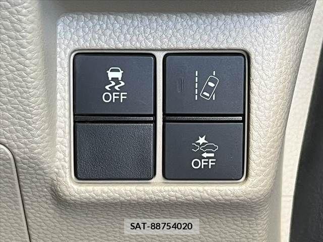Honda N BOX 2018-04 8744496-5