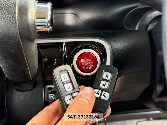 Honda N BOX 2013-12 8744533-12