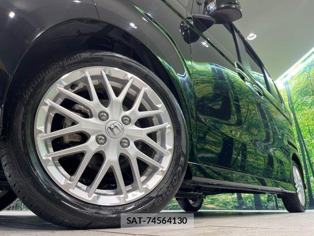 Honda N BOX 2023-04 8744425-12