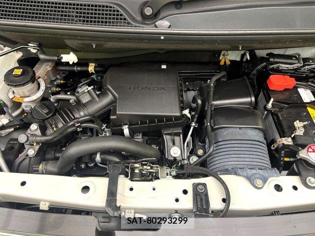 Honda N BOX 2023-09 8744427-17