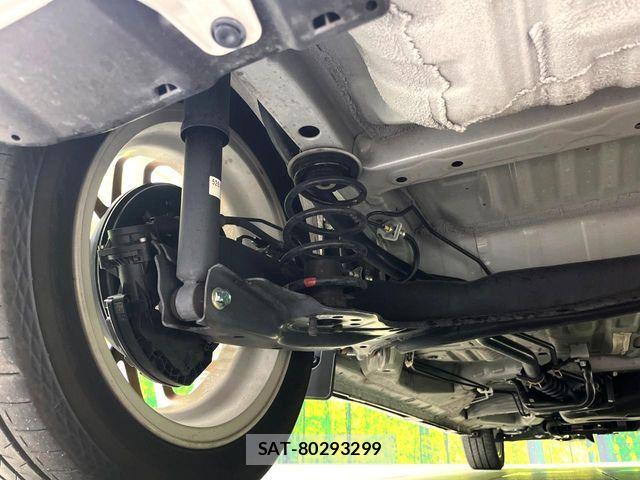 Honda N BOX 2023-09 8744427-19