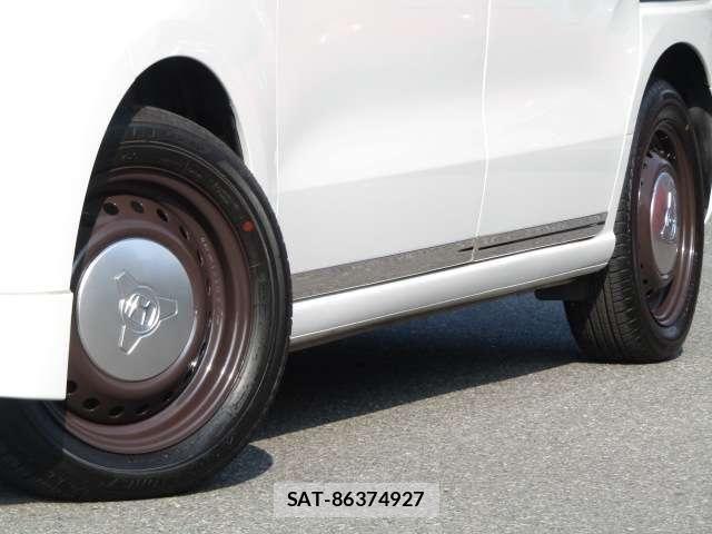 Honda N BOX 2023-05 8744426-22