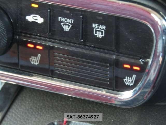 Honda N BOX 2023-05 8744426-7