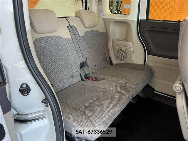 Honda N BOX 2019-12 8744486-17