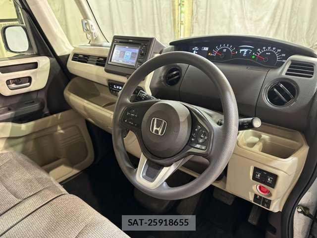 Honda N BOX 2018-01 8744497-9