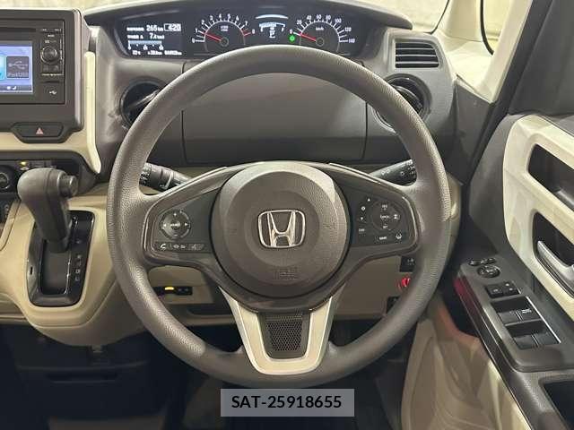 Honda N BOX 2018-01 8744497-10