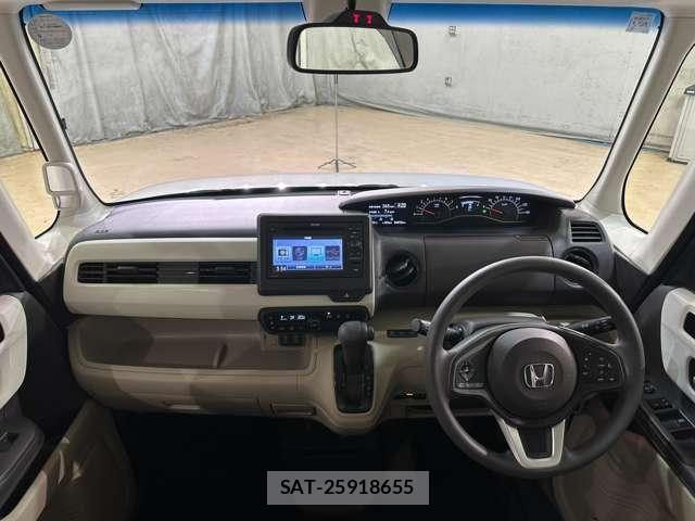 Honda N BOX 2018-01 8744497-20