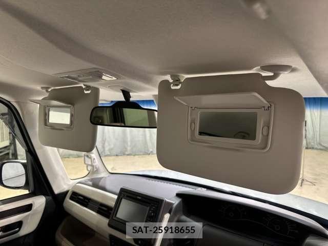 Honda N BOX 2018-01 8744497-28