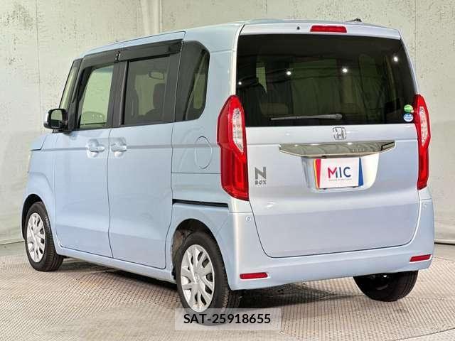 Honda N BOX 2018-01 8744497-7