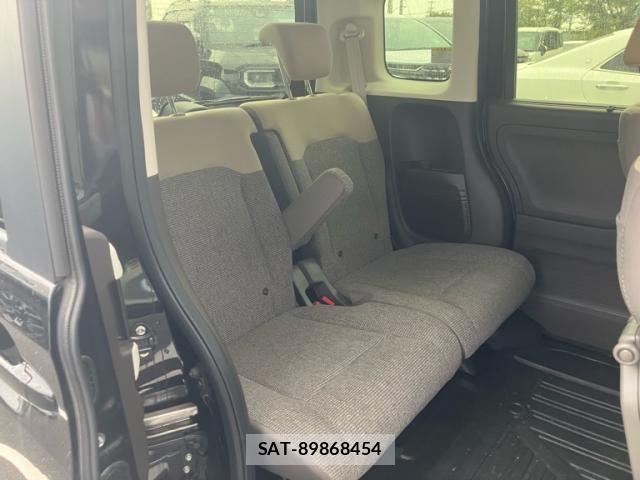 Honda N BOX 2023-08 8744463-10