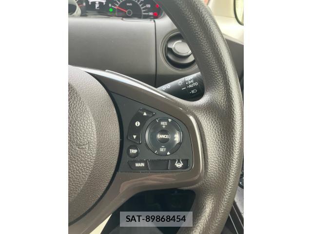 Honda N BOX 2023-08 8744463-13