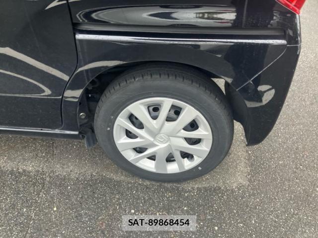 Honda N BOX 2023-08 8744463-7