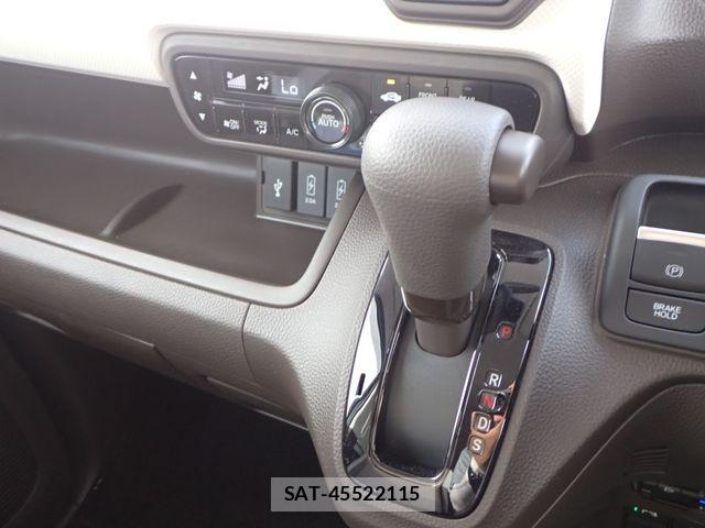 Honda N BOX 2023-08 8744424-17