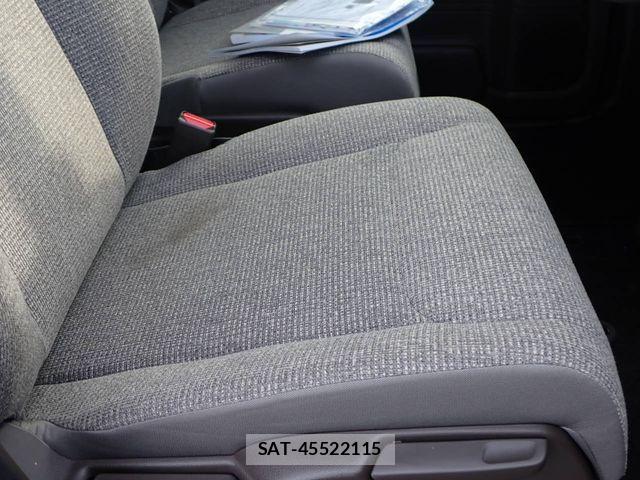 Honda N BOX 2023-08 8744424-22