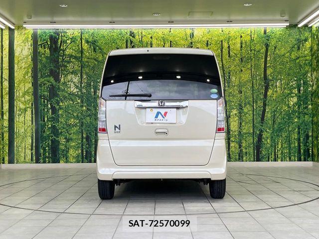 Honda N BOX 2017-06 8744485-14