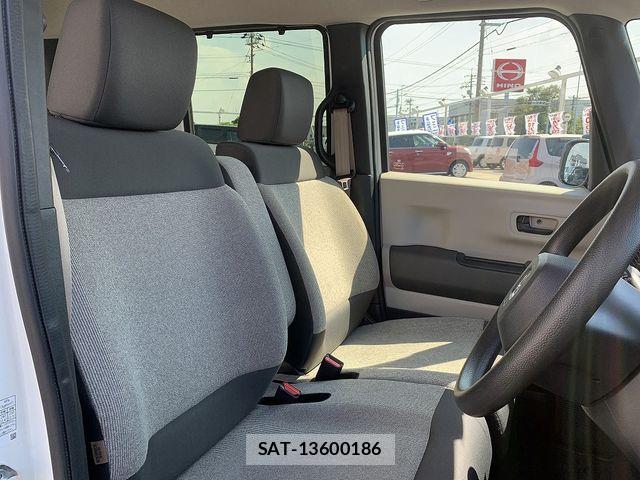 Honda N BOX 2024-05 8744481-17