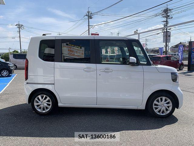 Honda N BOX 2024-05 8744481-21