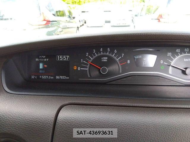 Honda N BOX 2022-08 8781245-6