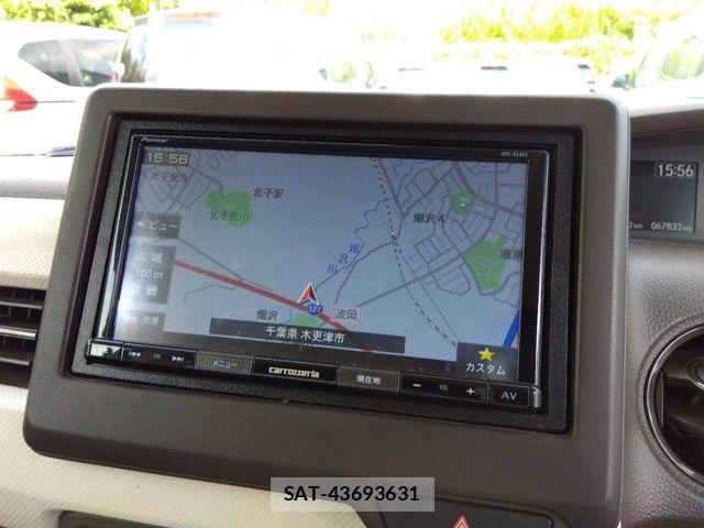 Honda N BOX 2022-08 8781245-7