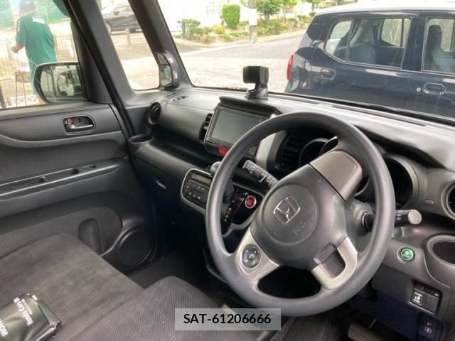 Honda N BOX 2016-12 8781258-11