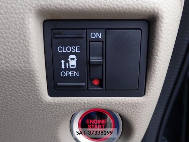 Honda N BOX 2019-03 8781227-10