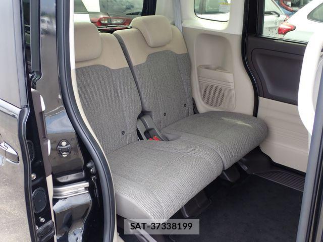 Honda N BOX 2019-03 8781227-17