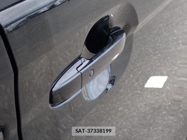 Honda N BOX 2019-03 8781227-19