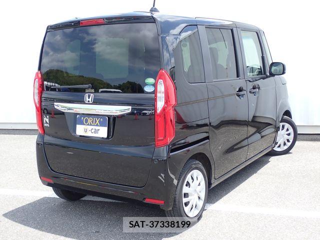 Honda N BOX 2019-03 8781227-2