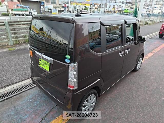 Honda N BOX 2016-03 8781238-1