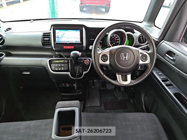 Honda N BOX 2016-03 8781238-2