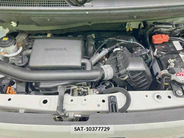 Honda N BOX 2023-03 8781202-17