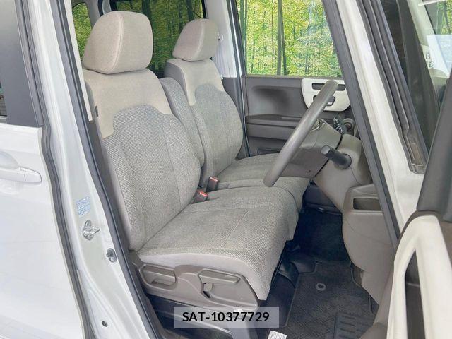 Honda N BOX 2023-03 8781202-7