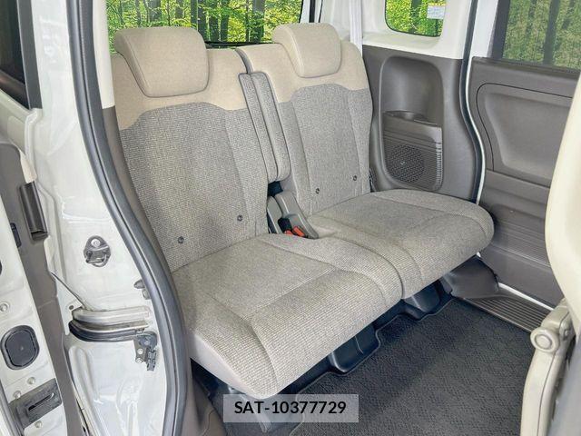 Honda N BOX 2023-03 8781202-8