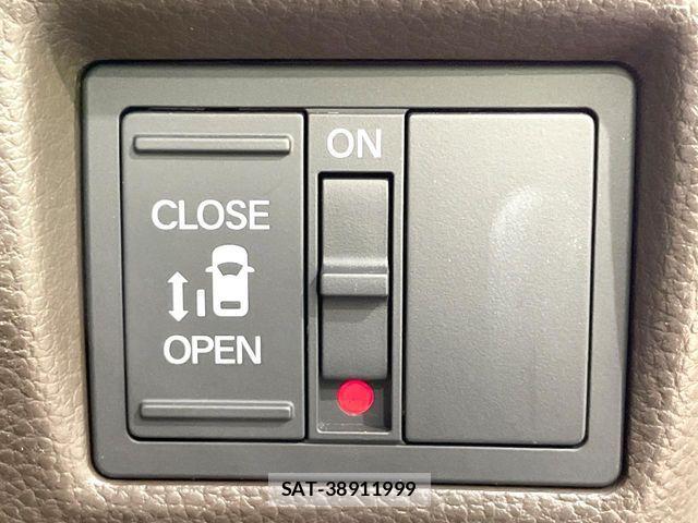 Honda N BOX 2021-08 8781215-5