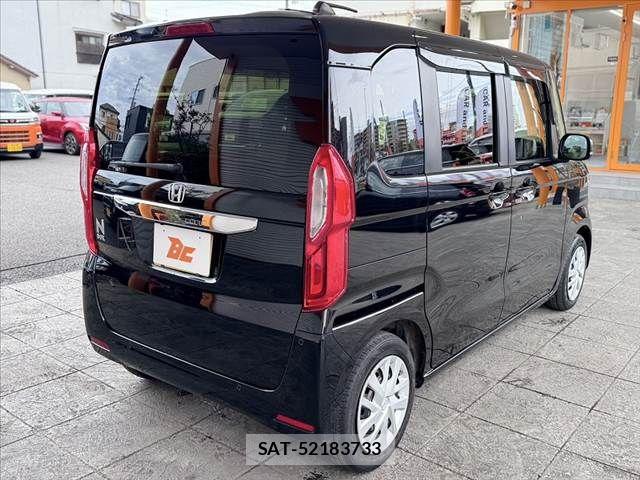 Honda N BOX 2023-07 8781216-14