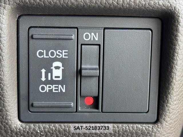 Honda N BOX 2023-07 8781216-28