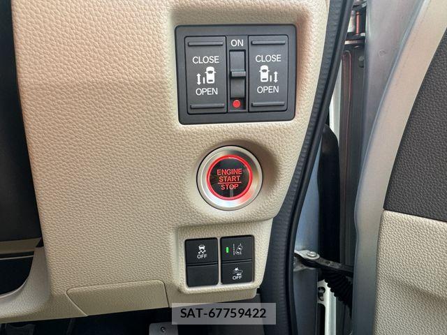 Honda N BOX 2017-12 8781221-18