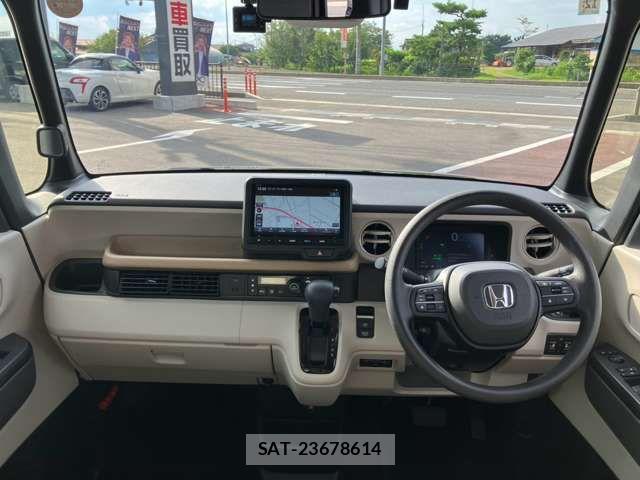Honda N BOX 2023-12 8781190-13