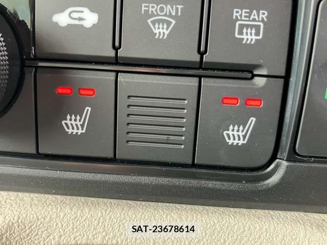 Honda N BOX 2023-12 8781190-3