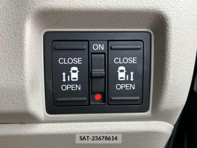 Honda N BOX 2023-12 8781190-4
