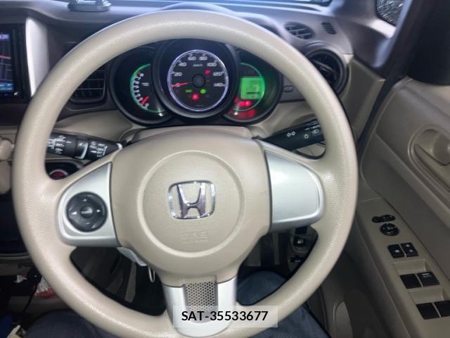 Honda N BOX 2014-04 8781266-14