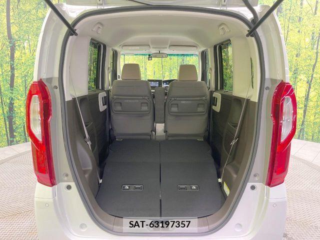 Honda N BOX 2023-03 8781201-9