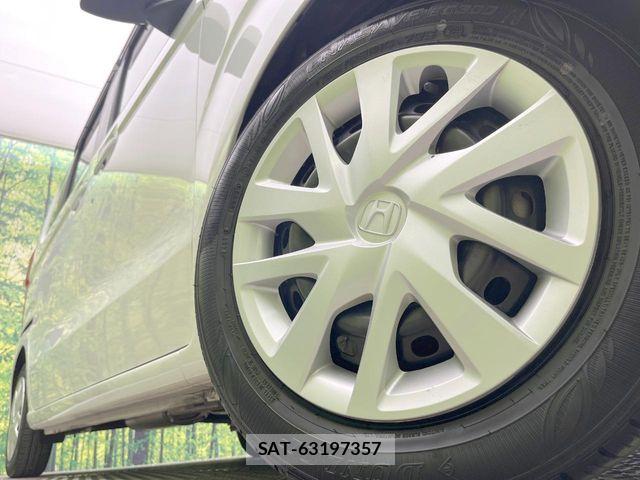 Honda N BOX 2023-03 8781201-12
