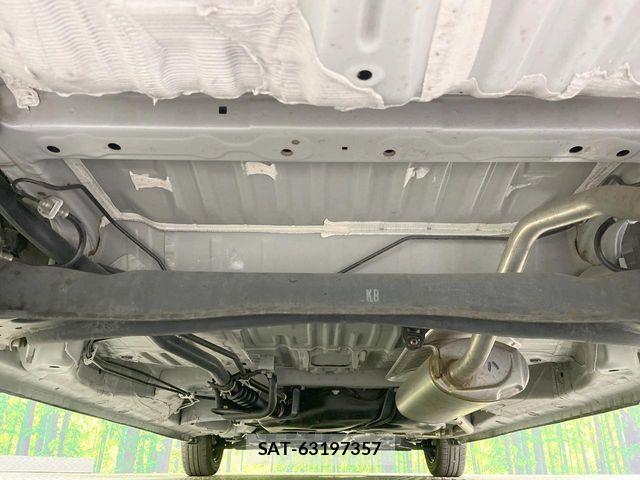 Honda N BOX 2023-03 8781201-18