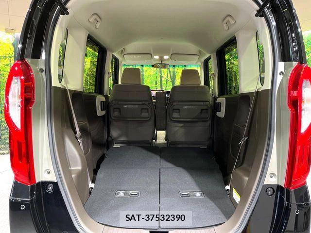 Honda N BOX 2023-06 8781214-9