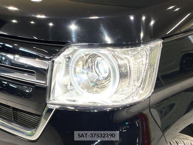 Honda N BOX 2023-06 8781214-11