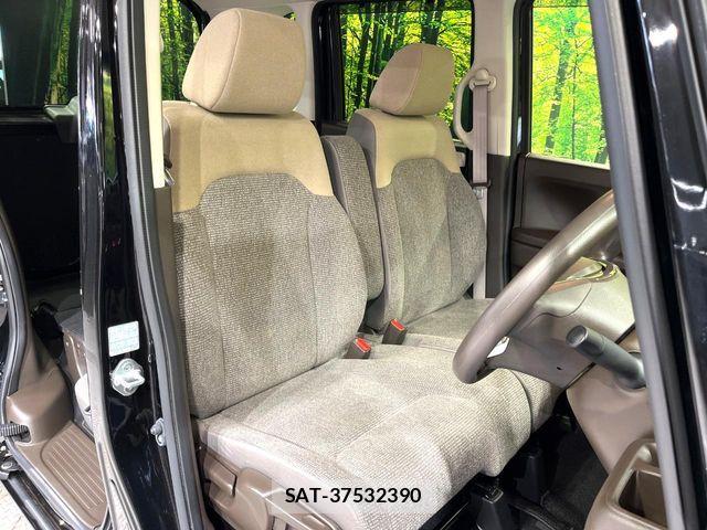 Honda N BOX 2023-06 8781214-7